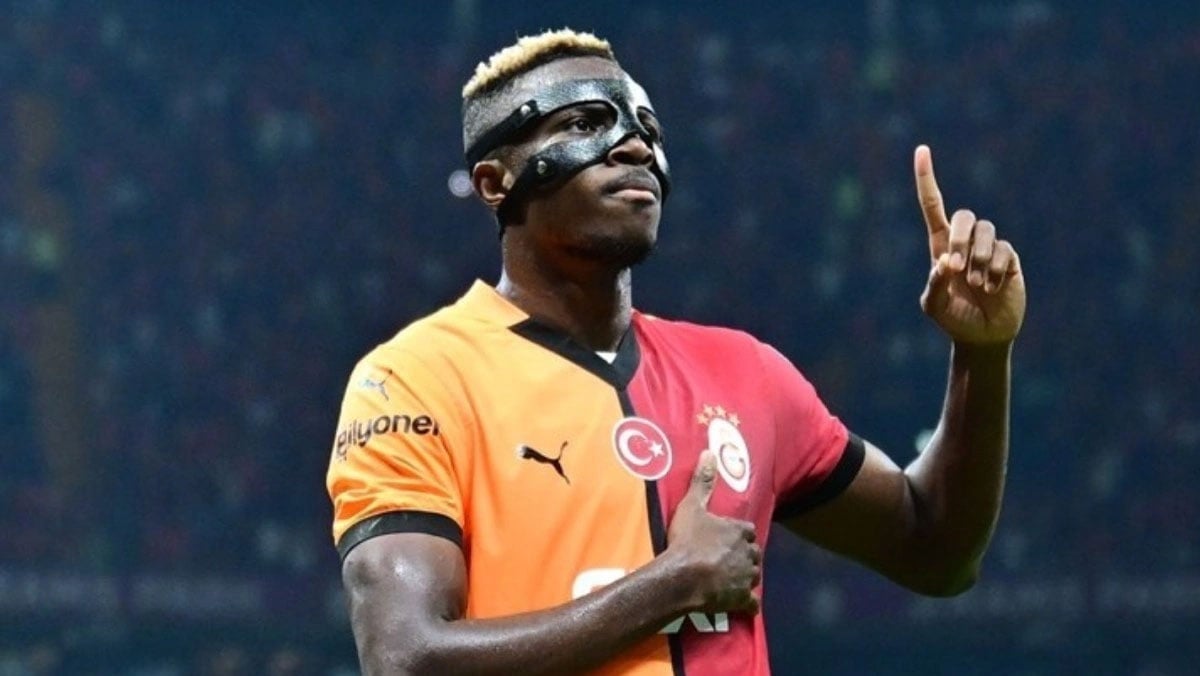 Osimhen'den şaşırtan paylaşım! 10 494842