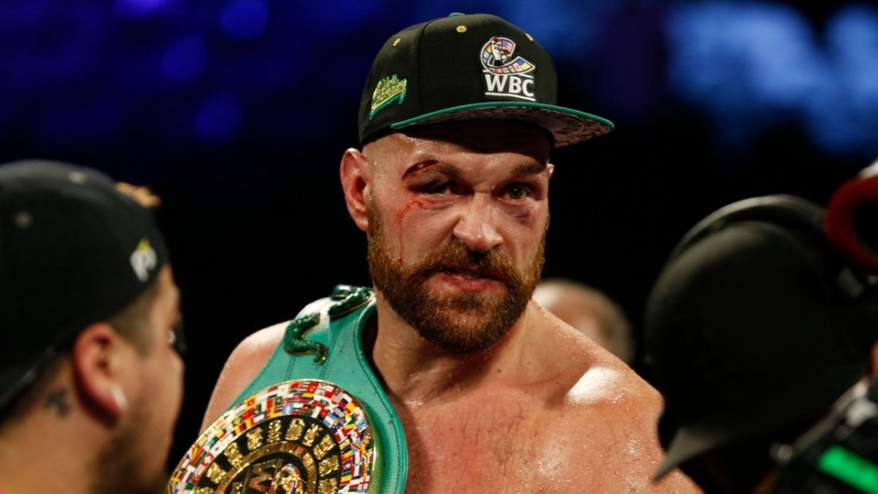 Tyson Fury boks kariyerine son verdi 4 496609