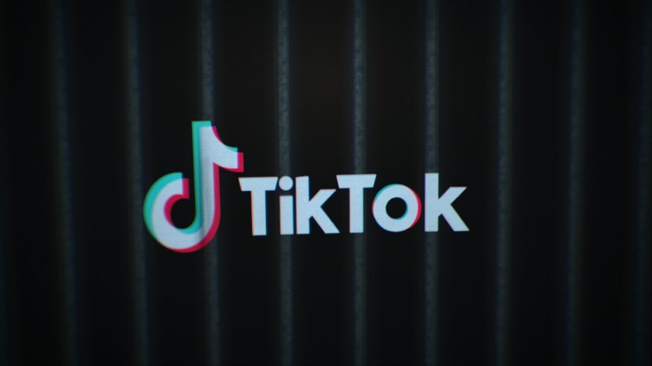 TikTok’un kaderi pamuk ipliğine bağlı! Bir anda yok olabilir 16 tiktok genclere guzellik efekti kullanmayi yasakliyor 1 e1732731397149