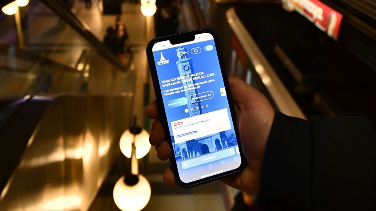 Tünelde bile çekecek! İzmir Metrosu'nda kesintisiz internet dönemi 8 tunelde bile cekecek izmir metrosunda kesintisiz internet e1735763767902