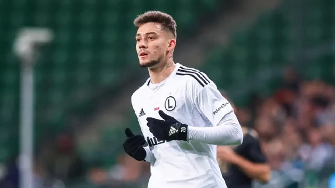 Ernest Muçi, attığı golle toplam gol sayısını 6'ya yükseltti 11 499041