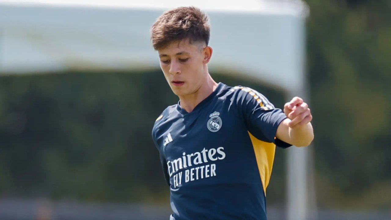 Arda Güler, Real Madrid'in Osasuna Maçında Kadroda 14 500386