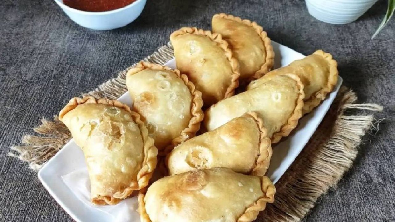Sadece Ankaralılar yapıyor! İşte entekke böreği tarifi 8 501095