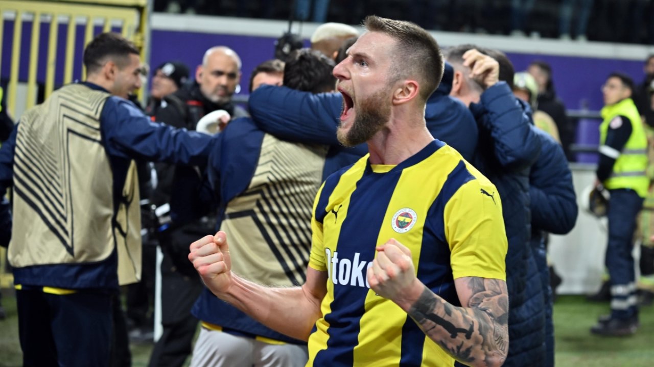 Fenerbahçe, UEFA Avrupa Ligi'nde son 16 turu biletini kaptı 11 501491