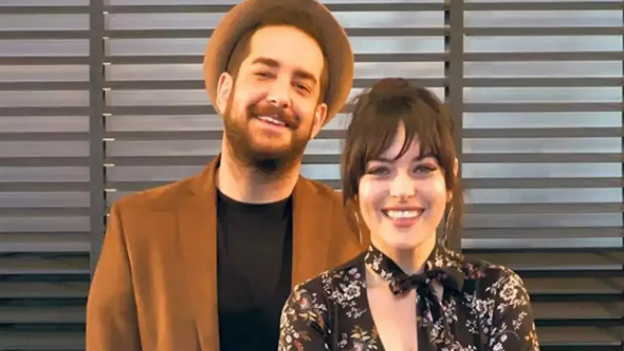 Ezgi Mola'dan Enis Arıkan açıklaması 11 502591