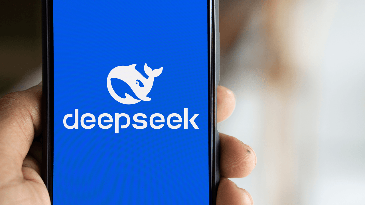 Realme Neo 7 SE DeepSeek desteğiyle gelecek 16 realme neo 7 se deepseek destegiyle gelecek kapak.webp