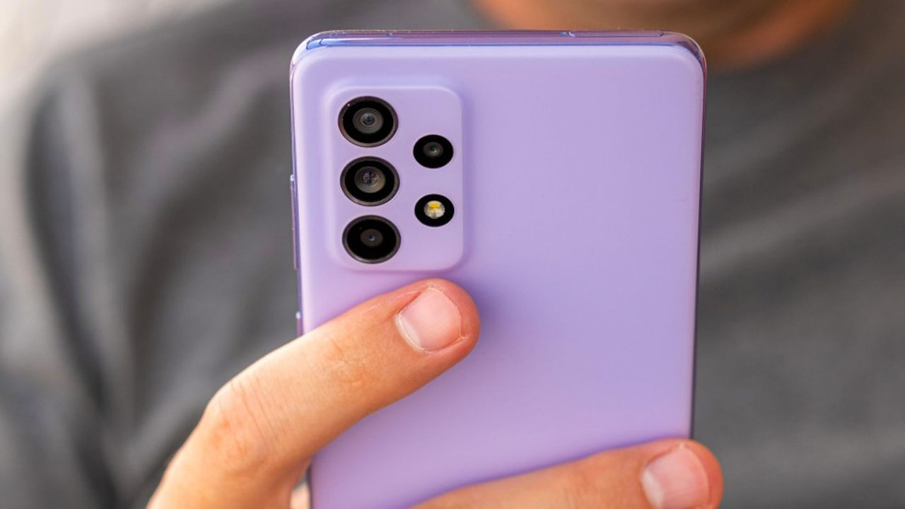 Samsung Galaxy A52 5G Şubat 2025 güncellemesi aldı 2 samsung galaxy a52 5g one ui 6 1 guncellemesi 1