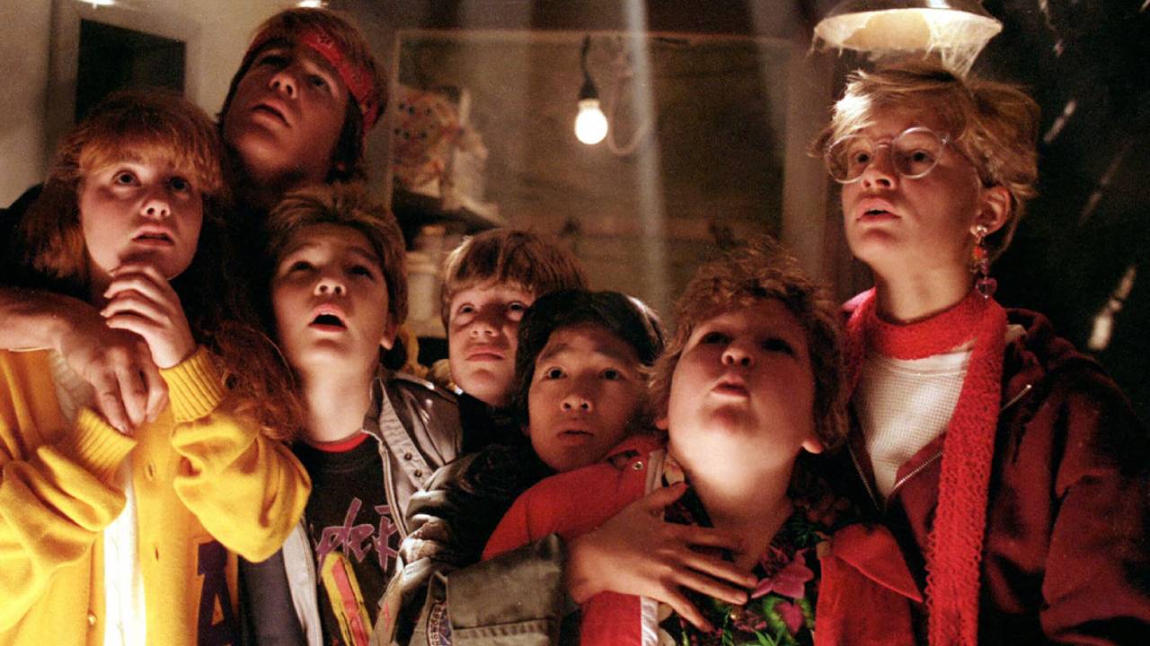 Warner Bros'un efsane filmi 40 yıl sonra geri dönüyor! 5 warner bros Goonies 2 geliyor