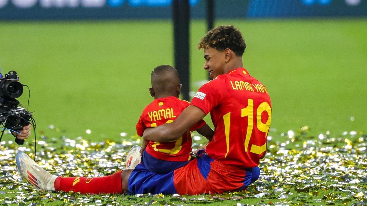 İspanya milli takımında bir ilk yaşandı! 4 506184