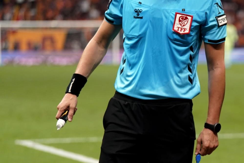 Beşiktaş-Galatasaray Maçını Yasin Kol Yönetecek! 1 507451