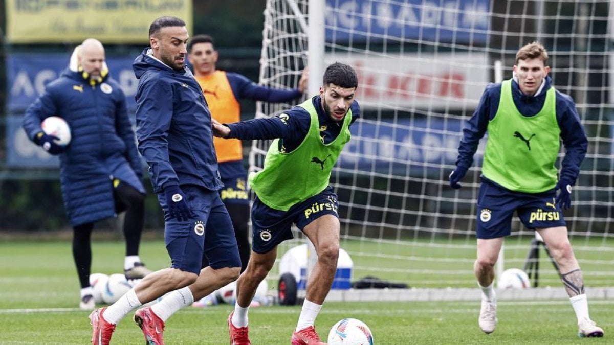 Fenerbahçe, Sivasspor maçı için hazırlıklara başladı 11 509993