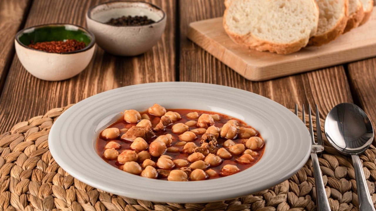 40 Yıllık Usta Aşçılardan Nohut Islatma Sırrı: Lokumdan Daha Yumuşak Oluyor! 1 511155