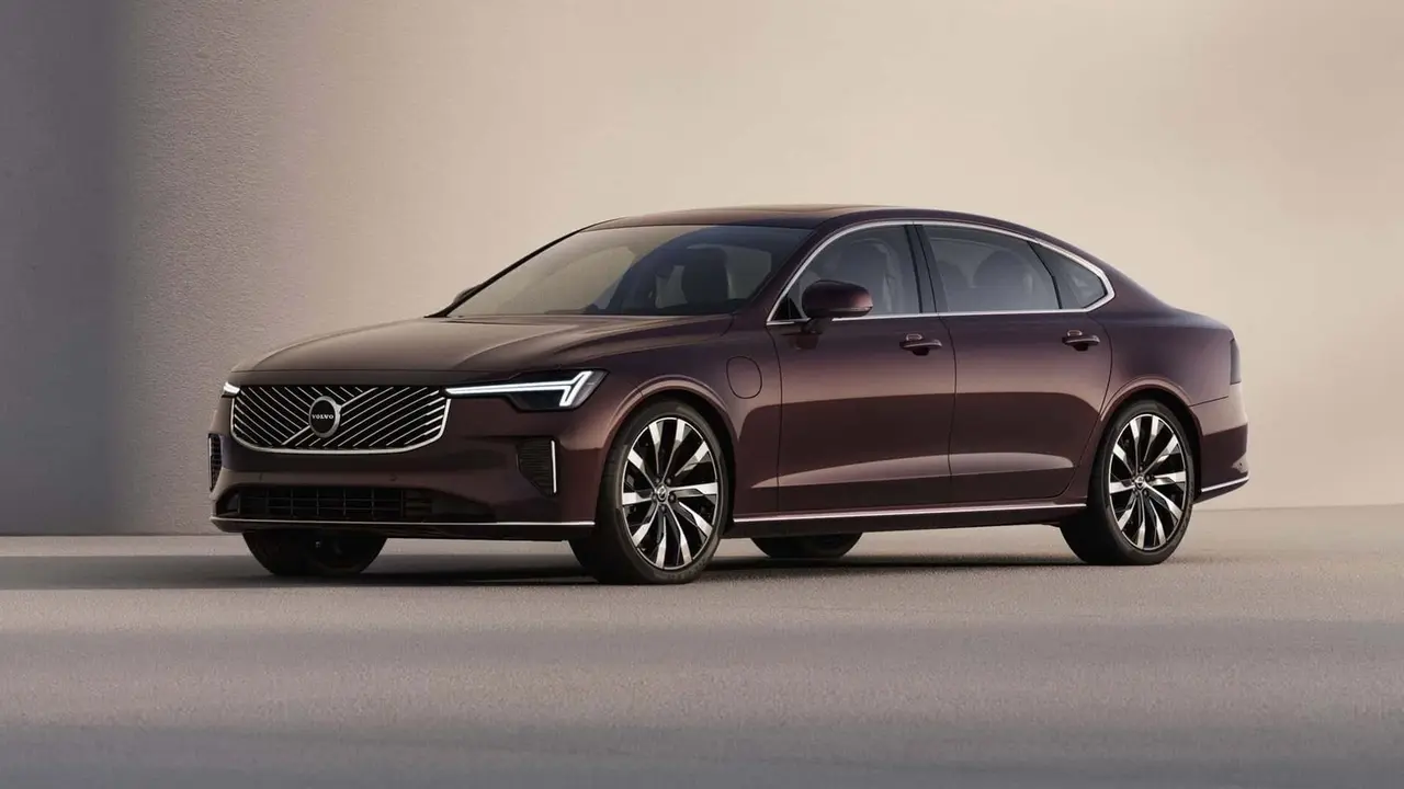 Yeni Volvo S90 1.webp