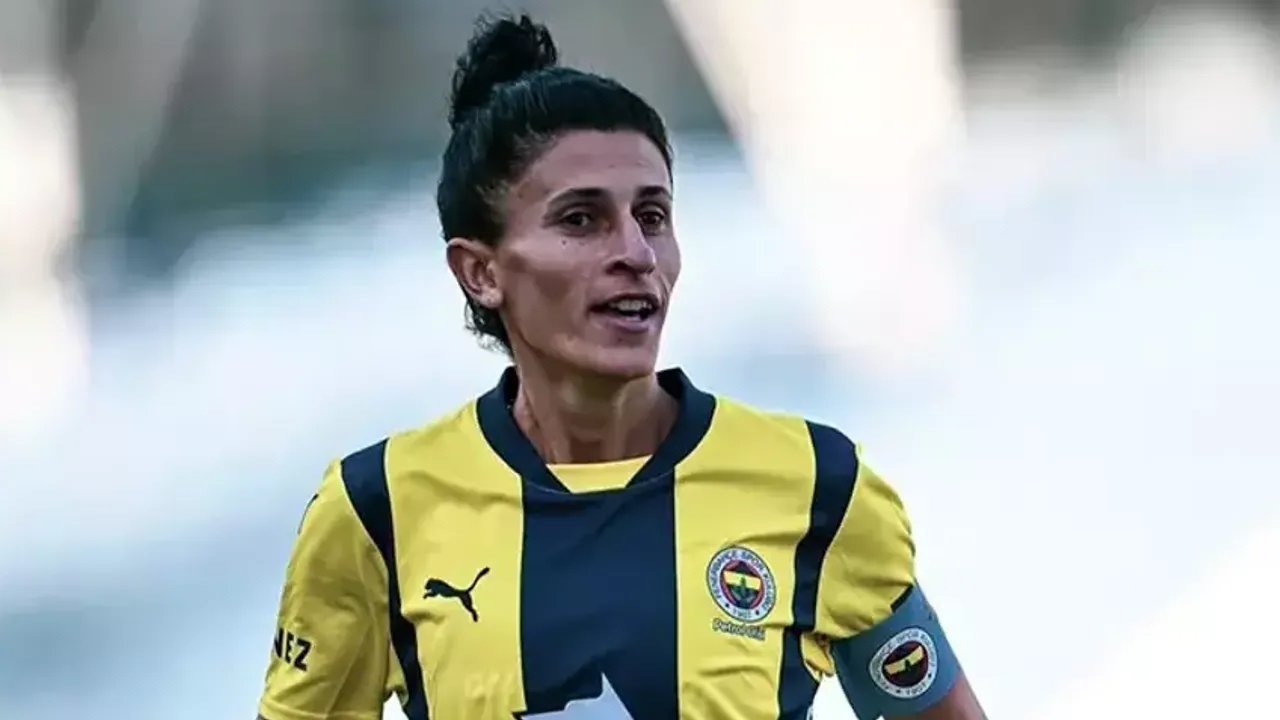 "Hiçbir şey dışarıdan göründüğü gibi.. 1 516597