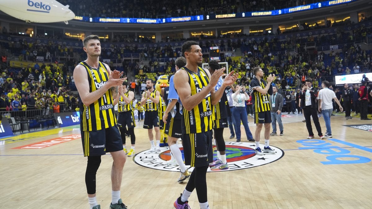 Taraftarın sesi Abudabi’ye taşınıyor: Fenerbahçe kupaya kilitlendi 6 518381