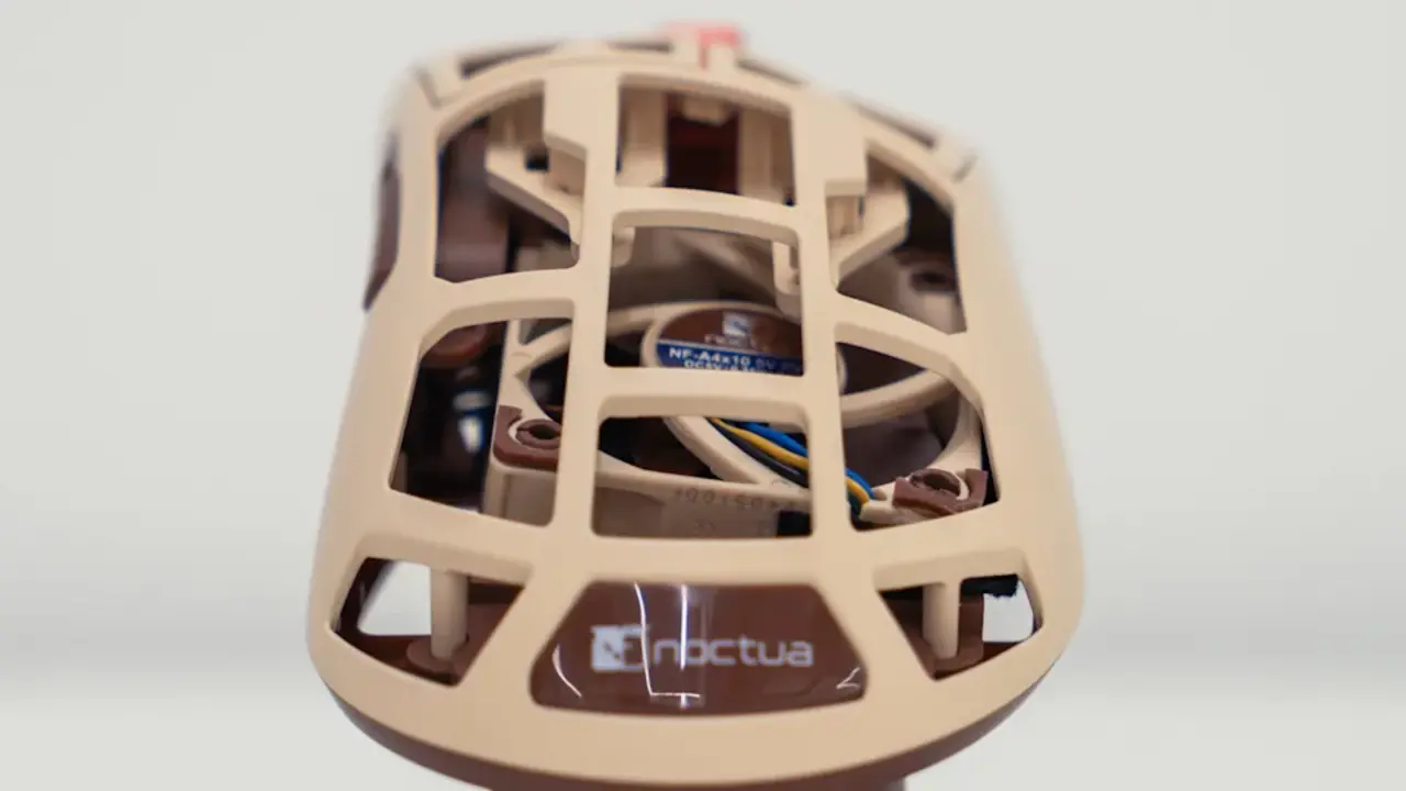 Pulsar, fanlı bir oyuncu faresi tasarlıyor! 6 Pulsar fanli bir oyuncu faresi .webp