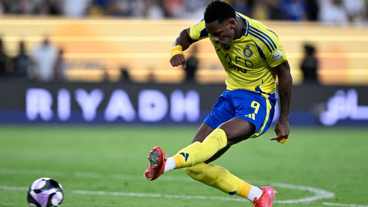 Fenerbahçe, Al-Nassr'ın Genç Yıldızı Jhon Durán'ı Gündemine Aldı! 8 523386