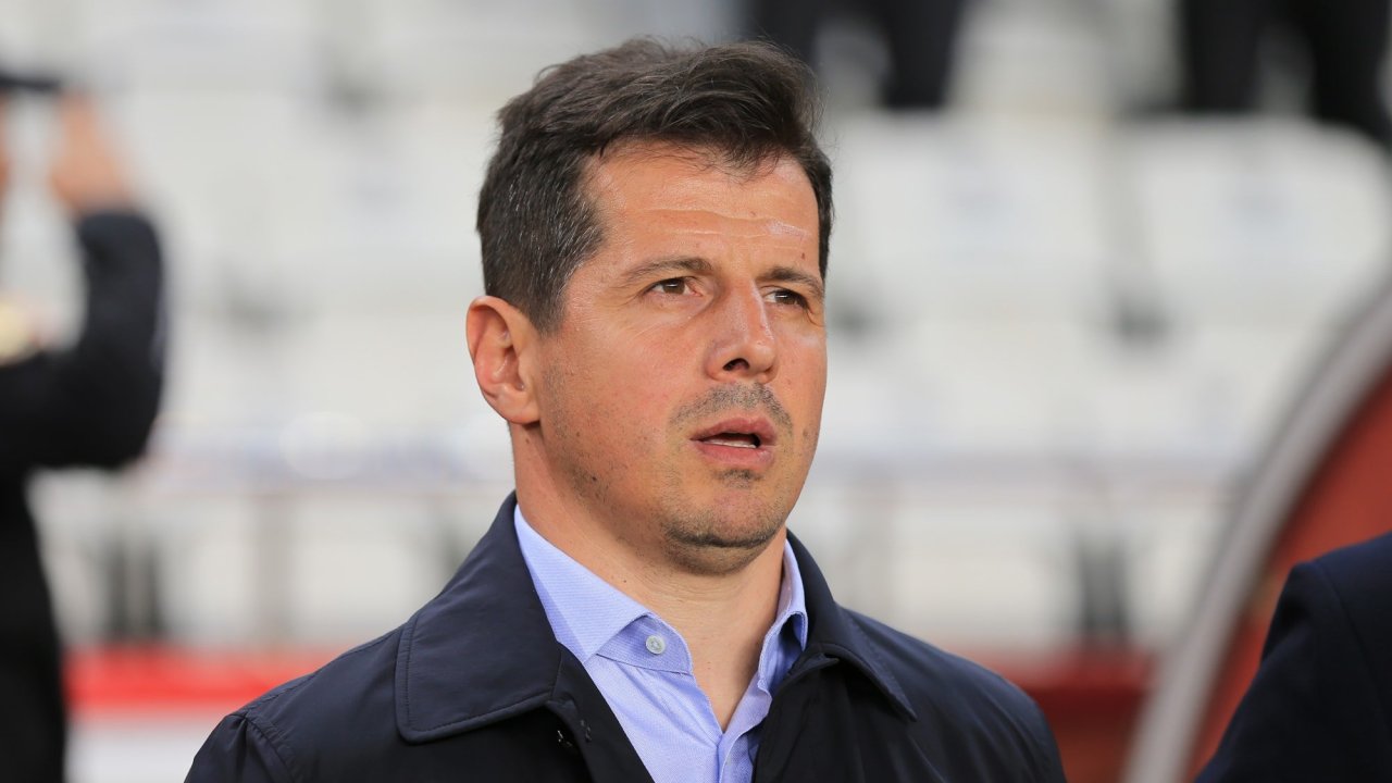 Emre Belözoğlu Antalyaspor'dan Ayrılık Kararından Vazgeçti! 10 526348