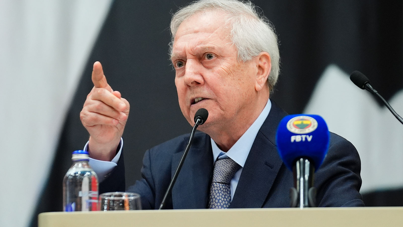 Aziz Yıldırım'dan Fenerbahçe Genel Kurulu Öncesi Açıklama: "Aslolan Fenerbahçe'.. 9 546494