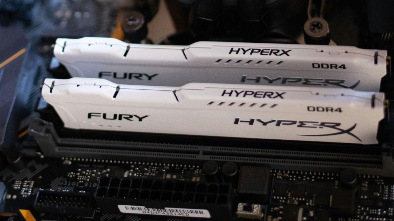 Bellek Savaşları Başladı: iPhone 17 Maliyeti Artıyor 4 bellek savaslari iphone 17