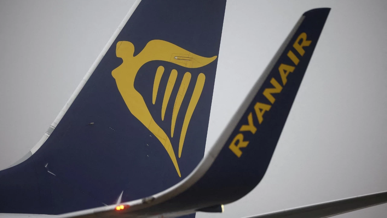 Havayolu Şirketinden Starlink Resti! - ShiftDelete.Net 3 ryanair starlink.webp