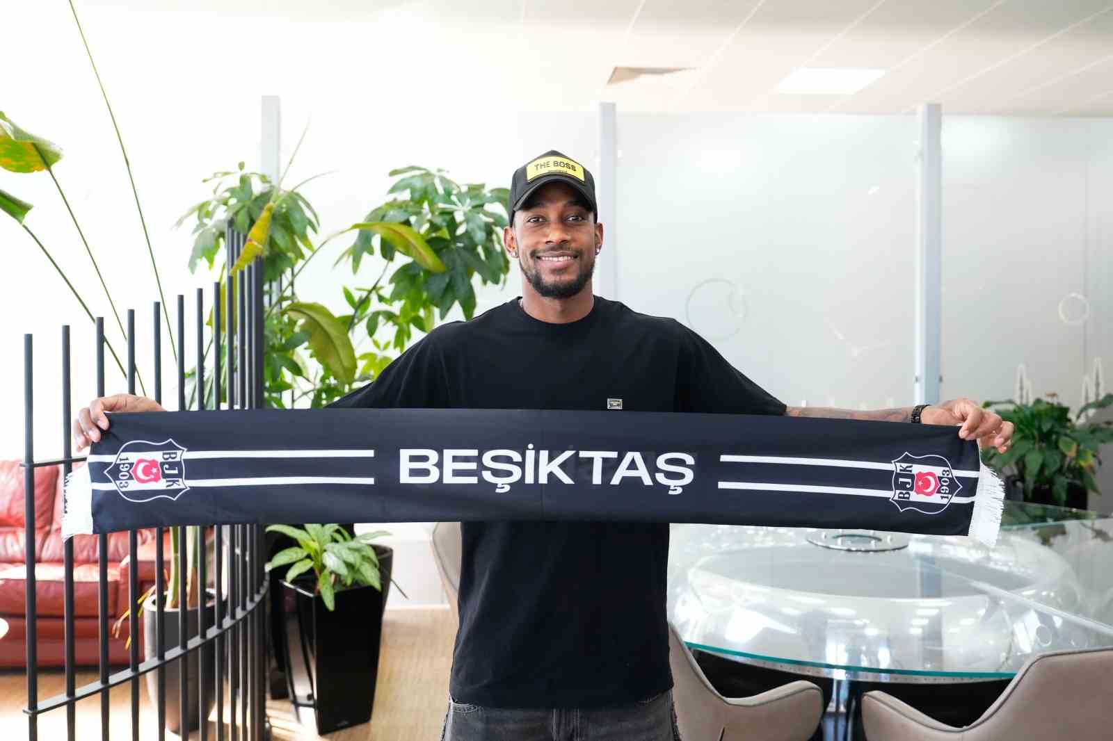 Beşiktaş’tan savunmaya takviye: Amir Murillo imzayı attı 5 555376