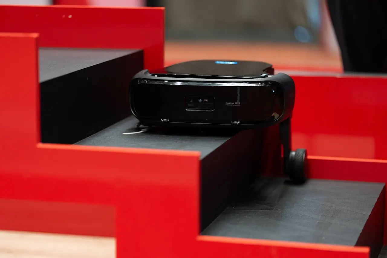 1776406108 RoborockLansman.webp