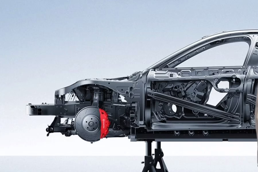 Xiaomi SU7 teardown.jpg.avif