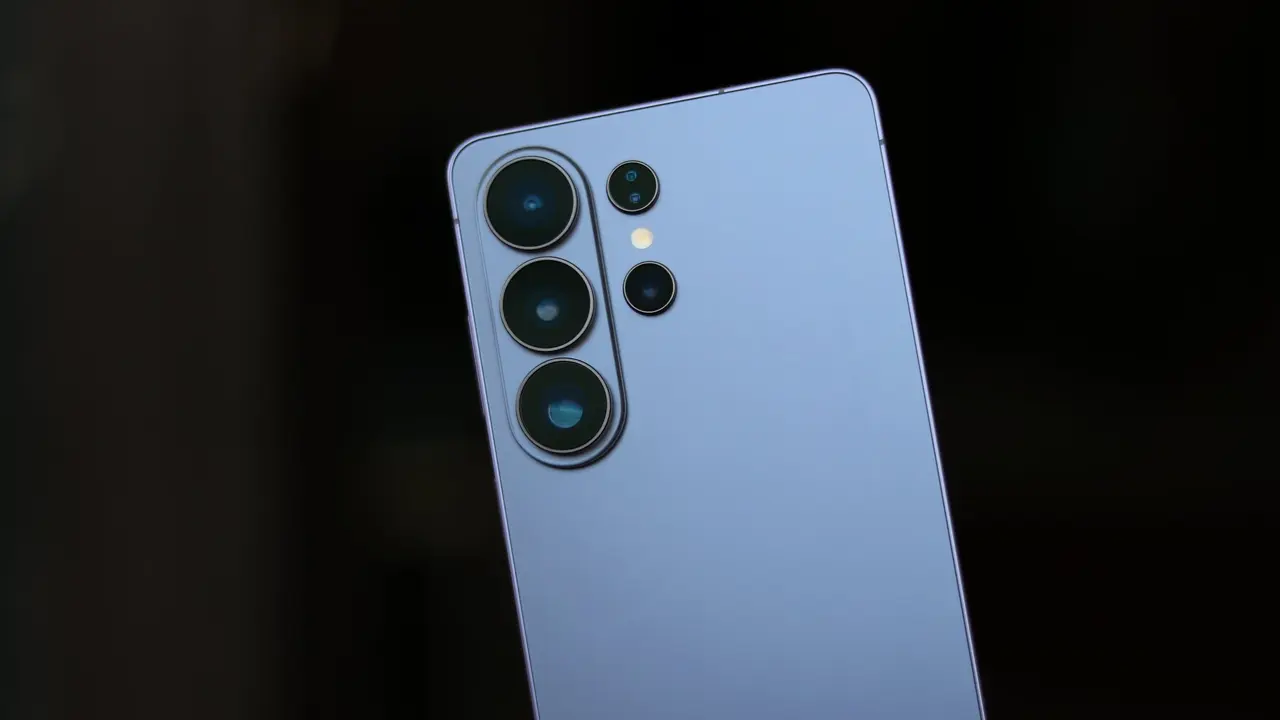 samsung galaxy s27 ultra modelinde 3x telefoto kamera kalkabilir.webp