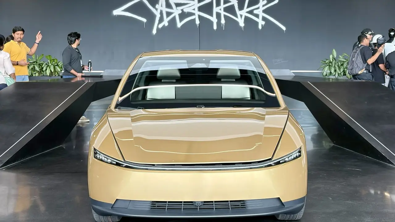 tesla ilk seri uretim cybercab modelini uretmeye basladi.webp