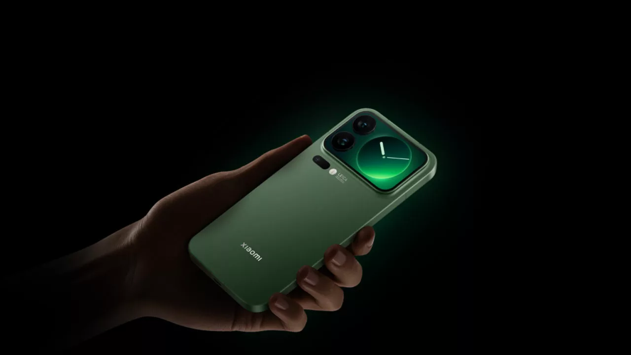 xiaomi 18 pro yapay zeka destekli arka ekranla geliyor.webp