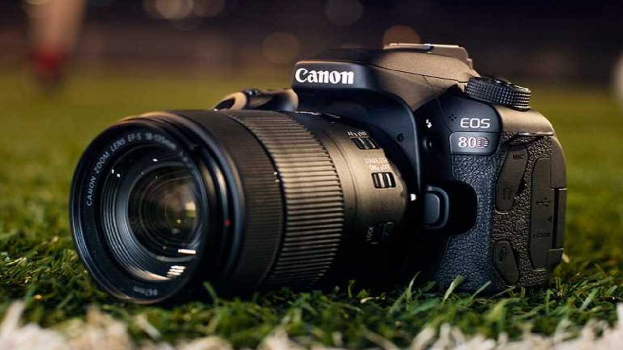 Gümrükte İmha Edildiği İddia Edilen Fotoğraf Makinesi Olayı Ne? 2 fotograf makinesi 2