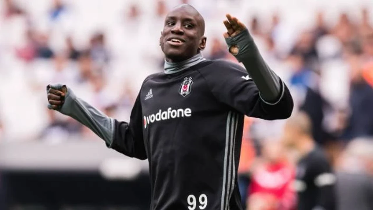 Demba Ba futbola farklı rolde döndü! Yeni görevi resmen açıklandı 1 560585