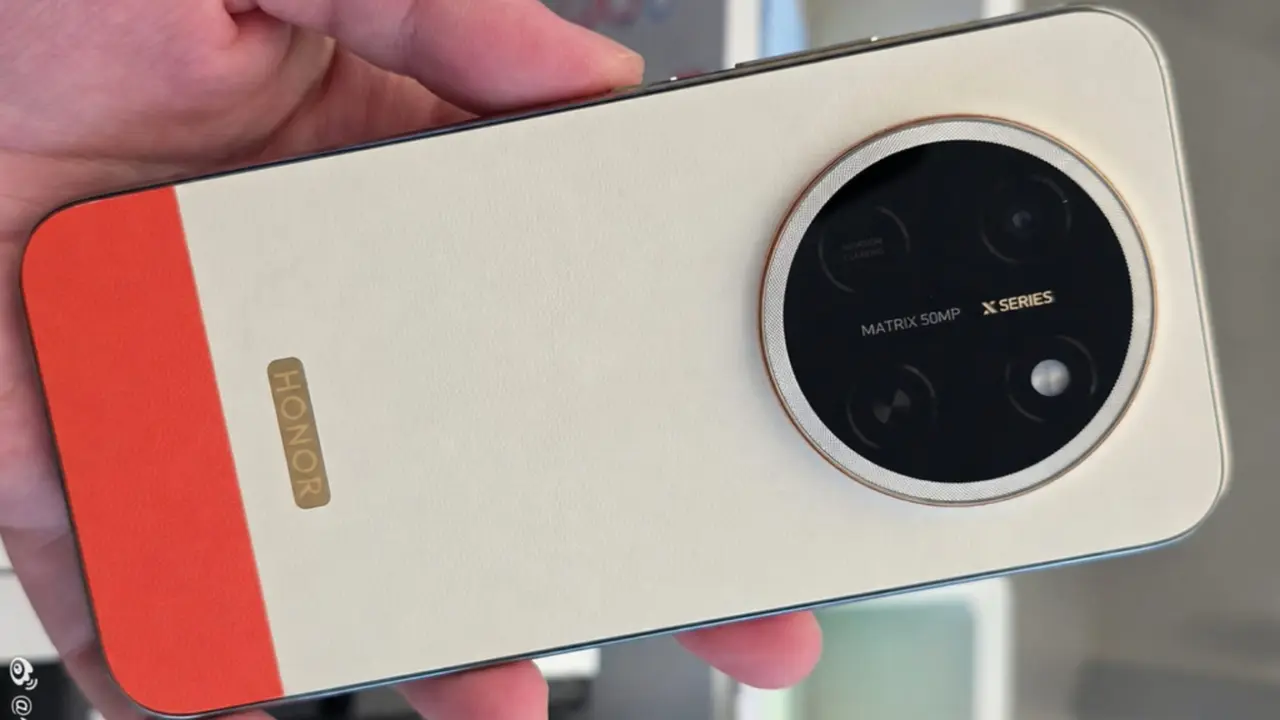 Honor X80 Pro Max: 11.000mAh Bataryalı Dev Telefon Ortaya Çıktı 3 honor x80 pro max 11 000mah bataryali dev telefon ortaya cikti.webp