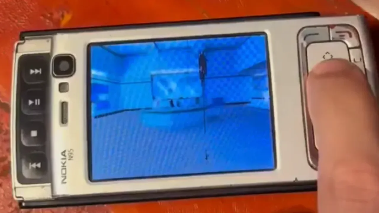 nokia n95te half life calistirdilar 30 fps.webp
