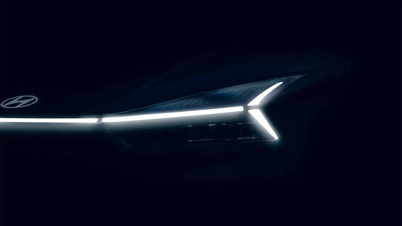 yeni hyundai i20 yolda goruldu.webp