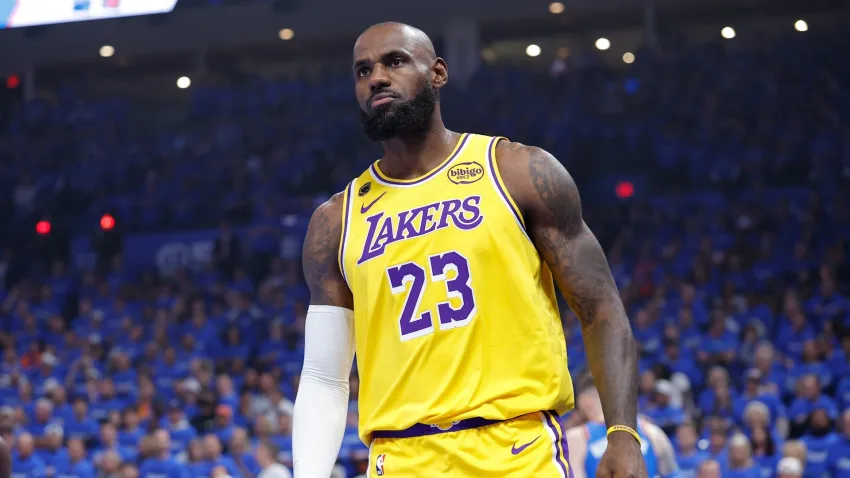LeBron James, Lakers defterini kapattı! 7 560802