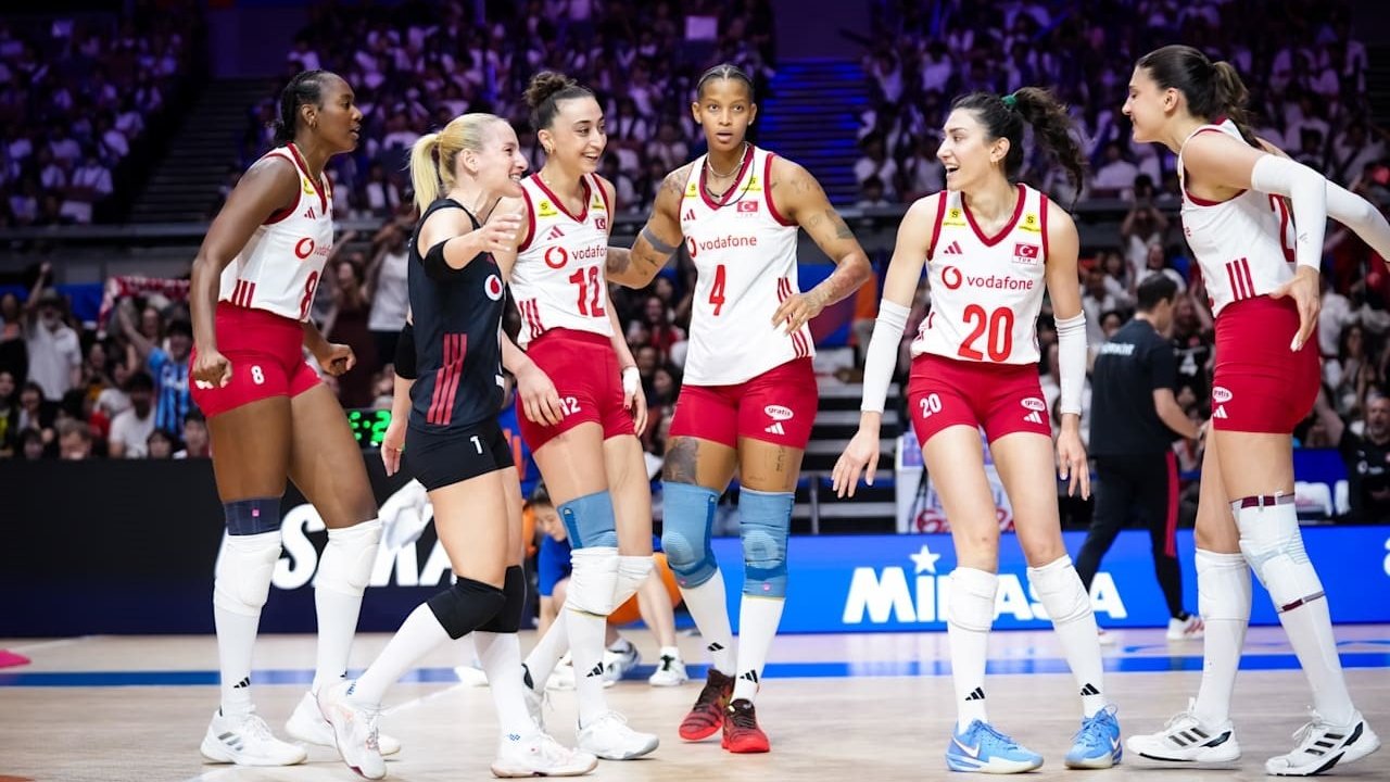 Filenin Sultanları'nın Final Kadrosu Netleşti! İşte VNL'de Mücadele Edecek İsimler 5 561550